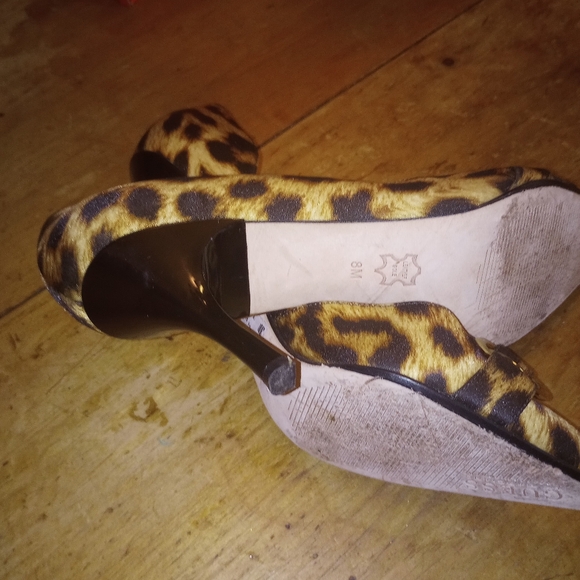 Guess Leopard Dressy Lady Shoes - Picture 3 of 5